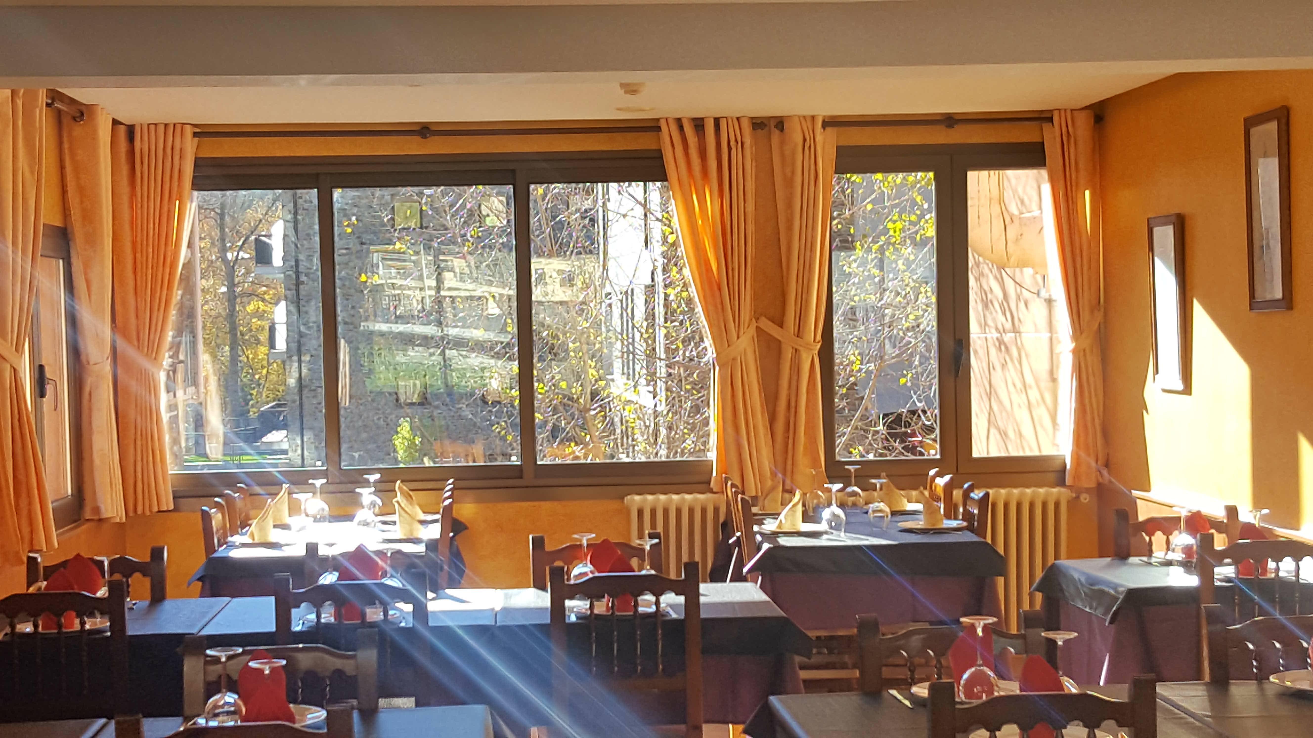 Hotel Sucara La Cortinada Εξωτερικό φωτογραφία